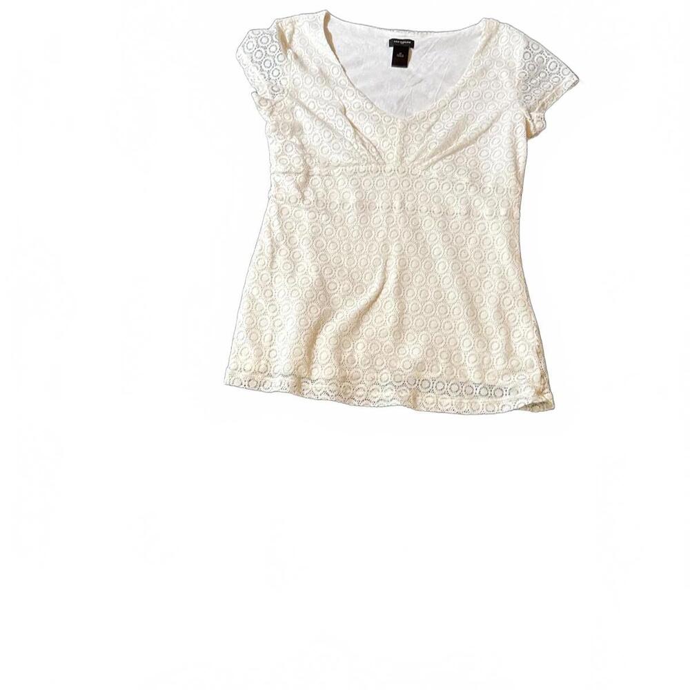 Ann Taylor Cream Lace Short Sleeve Top size M